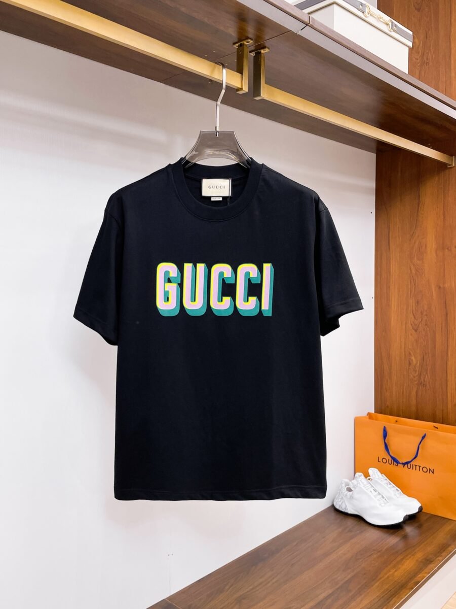 Gucci ~ Official counter synchronous update ~ The NEW high-end version of the T-shirt 🔥🔥 Heavy introduction of 300 grams of high density/小玲 - Image 2