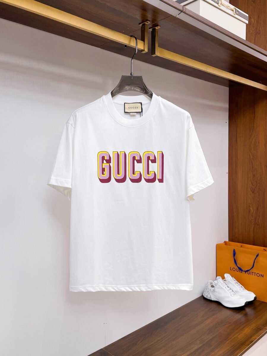 Gucci ~ Official counter synchronous update ~ The NEW high-end version of the T-shirt 🔥🔥 Heavy introduction of 300 grams of high density/小玲 - Image 3