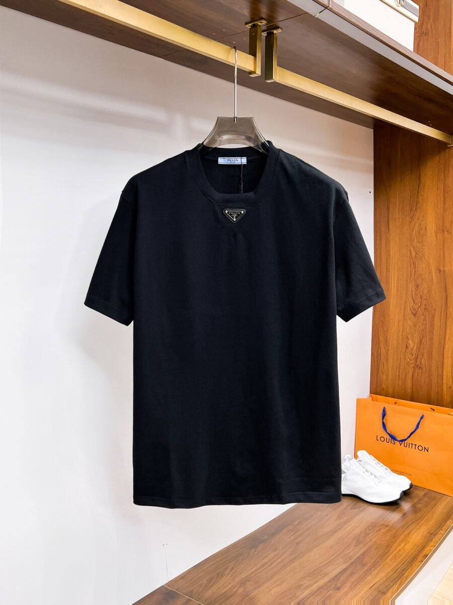 Prada ~ Official counter synchronous update ~ The NEW high-style short-sleeved T-shirt 🔥🔥 Heavy launch thickened 300g high density/小玲 - Image 3