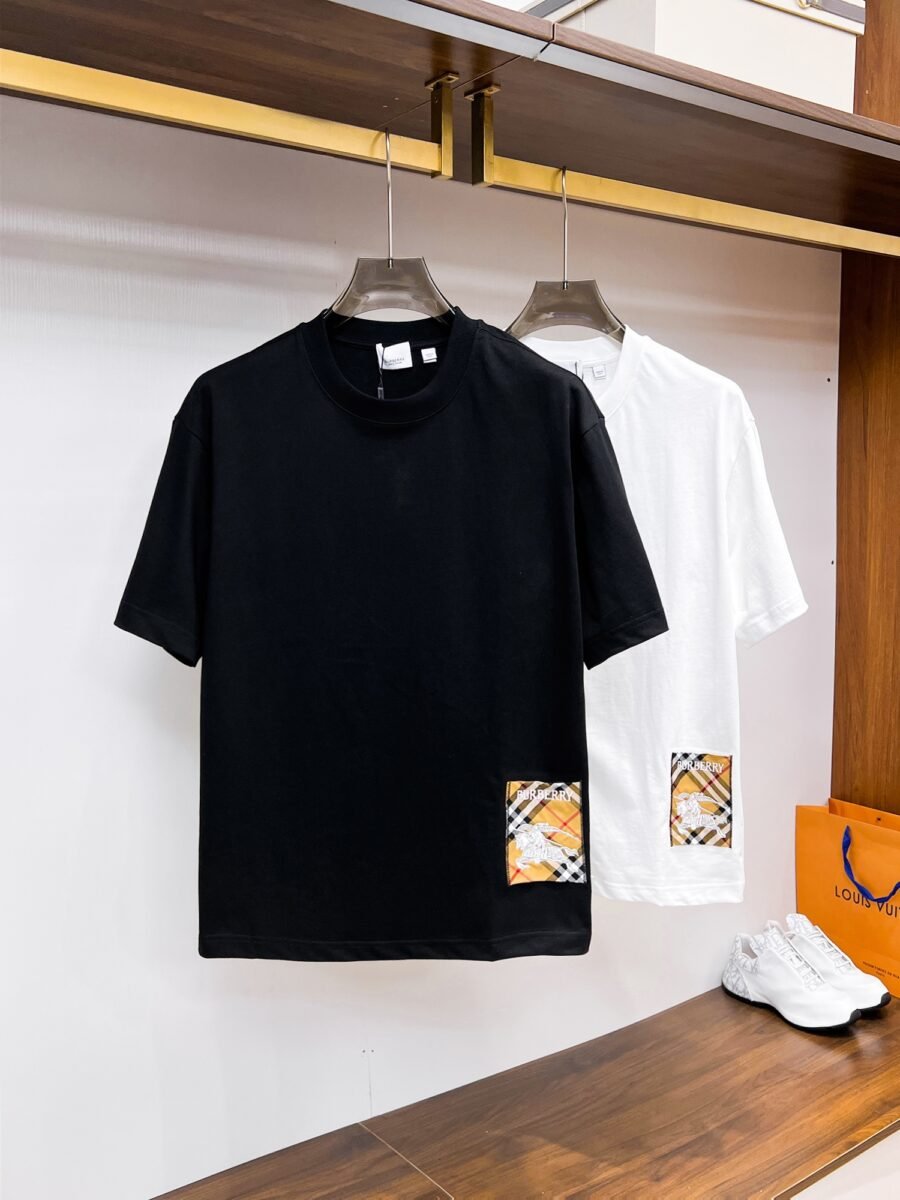 Burberry ~ Official counter synchronous update ~ The NEW high-style short-sleeved T-shirt 🔥🔥 Heavy launch thickened 300g high density/小玲