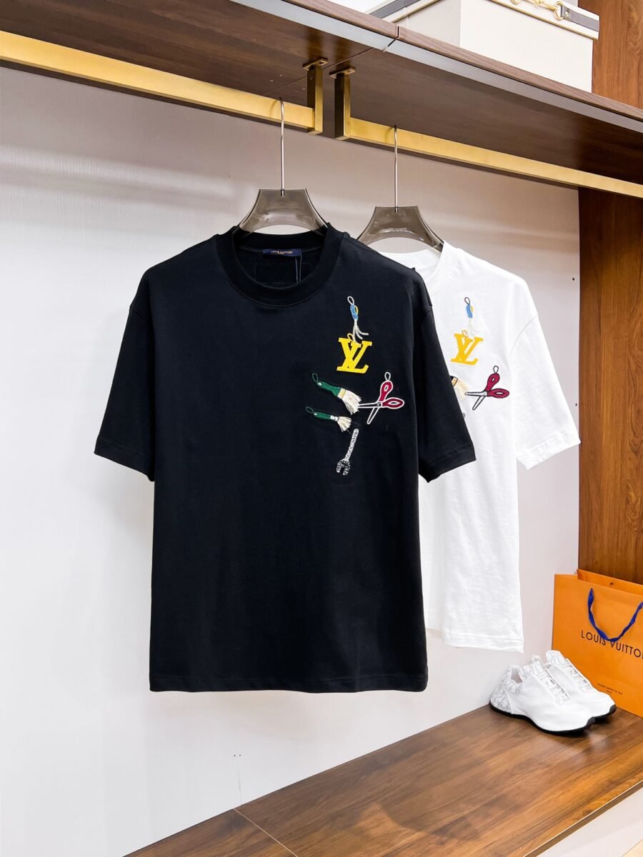 Louis Vuitton ~ Official counter synchronous update ~ The NEW high-style short-sleeved T-shirt 🔥🔥 Heavy launch thickened 300g high density/小玲