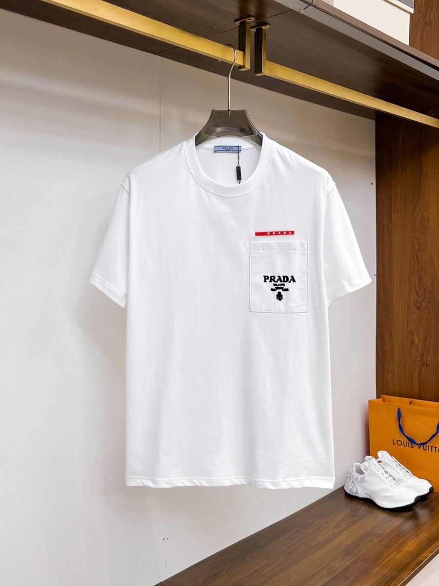 Prada ~ Official counter synchronous update ~ The NEW high-style short-sleeved T-shirt 🔥🔥 Heavy launch thickened 300g high density/小玲 - Image 4