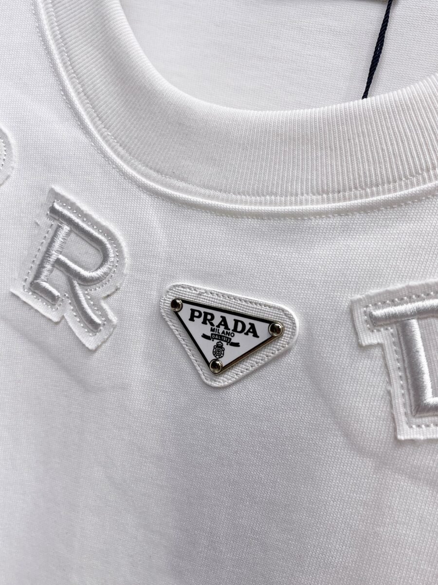 Prada ~ Official counter synchronous update ~ The NEW high-style short-sleeved T-shirt 🔥🔥 Heavy launch thickened 300g high density/小玲 - Image 6
