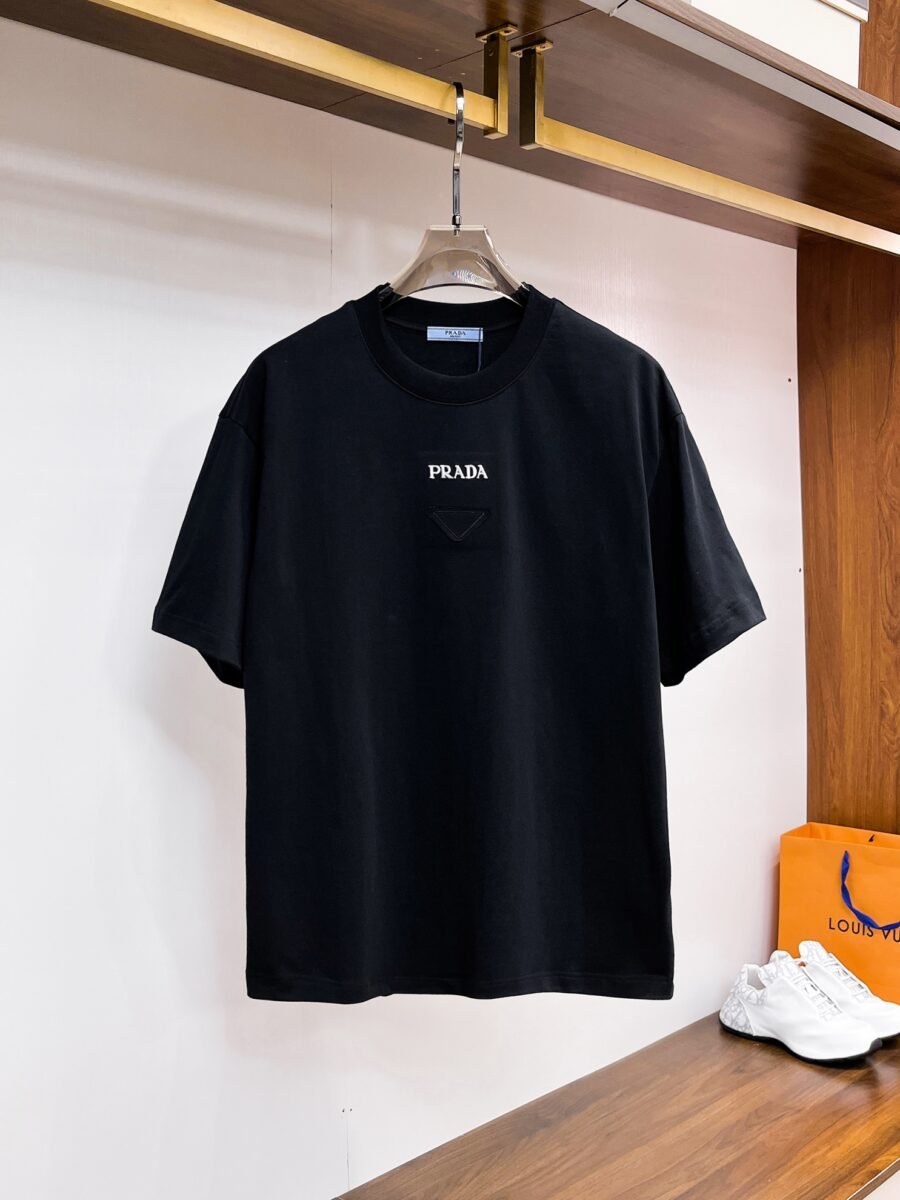 Prada ~ Official counter synchronous update ~ The NEW high-style short-sleeved T-shirt 🔥🔥 Heavy launch thickened 300g high density/小玲 - Image 3
