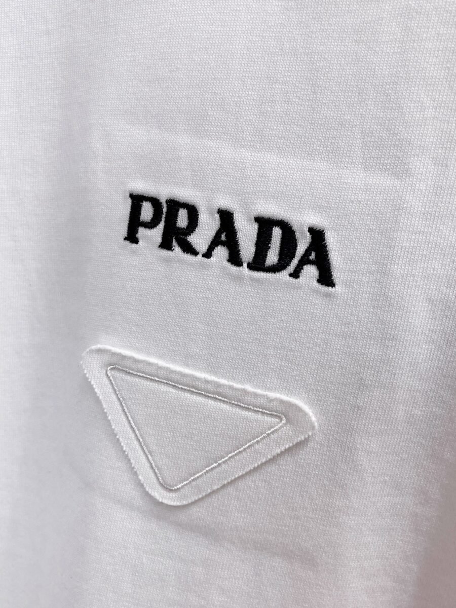 Prada ~ Official counter synchronous update ~ The NEW high-style short-sleeved T-shirt 🔥🔥 Heavy launch thickened 300g high density/小玲 - Image 6