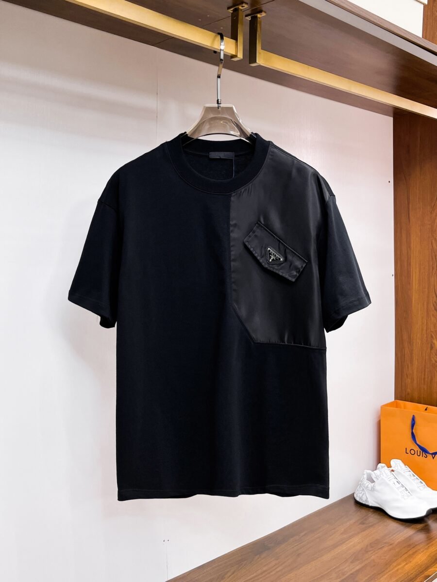 Prada ~ Official counter synchronous update ~ The NEW high-style short-sleeved T-shirt 🔥🔥 Heavy launch thickened 300g high density/小玲 - Image 3