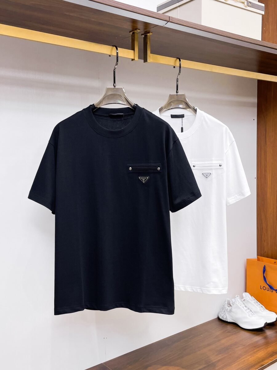 Prada ~ Official counter synchronous update ~ The NEW high-style short-sleeved T-shirt 🔥🔥 Heavy launch thickened 280g high density/小玲