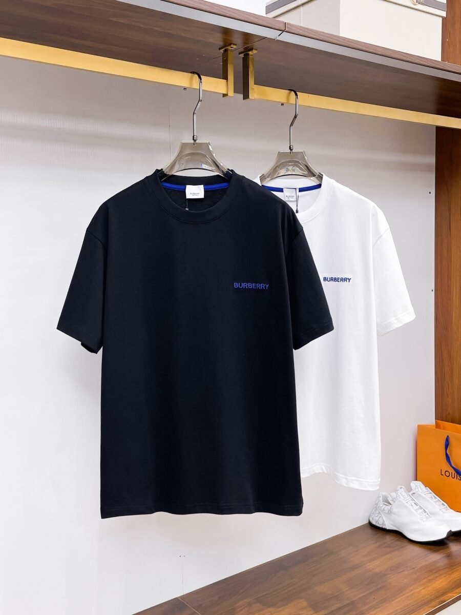 Burberry ~ Official counter synchronous update ~ The NEW high-style short-sleeved T-shirt 🔥🔥 Heavy launch thickened 280g high density/小玲